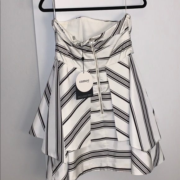 Strapless mini - Picture 2 of 2